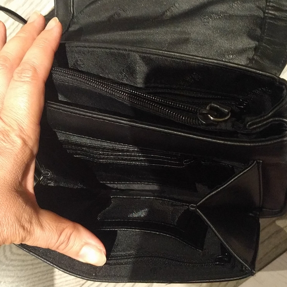 🌸 Genuine leather Crossbody bag by Santi🌺🌺🍀🌸 - Picture 7 of 10